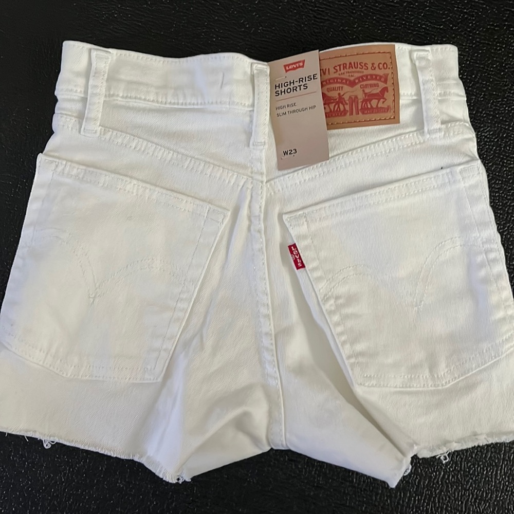 Levi’s white jean shorts